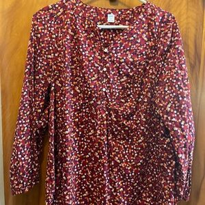 Old Navy Floral Women's Blouse - Burgundy with White, yellow& navy blue flowers